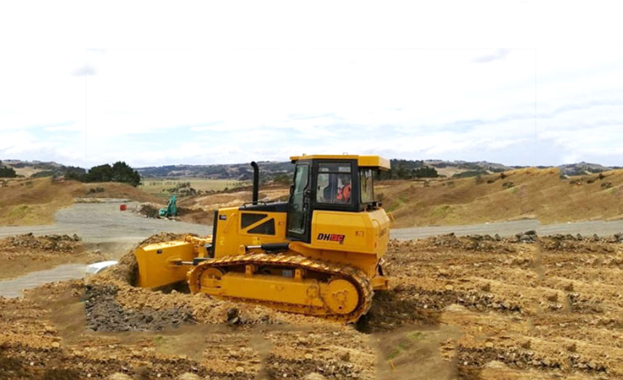 Bulldozer hydrostatique DH13C2 pour des travaux de terrassement en Nouvelle-Zélande.
